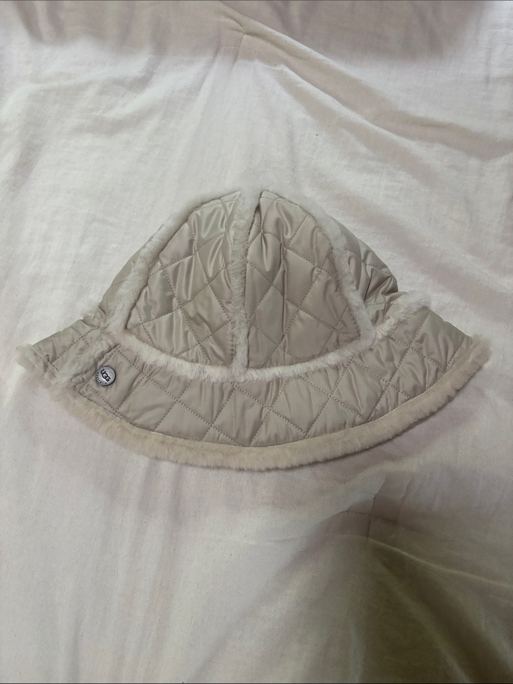 UGG’s bucket hat